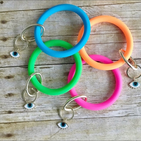 Key chains - Picture 1 of 3